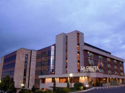 Residencia Universitaria Micampus Oviedo La Gruta ภายนอก รูปภาพ