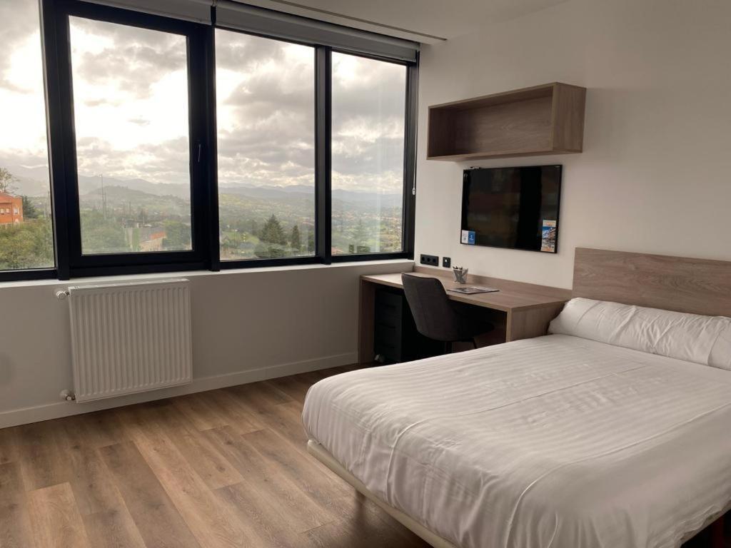Residencia Universitaria Micampus Oviedo La Gruta ภายนอก รูปภาพ